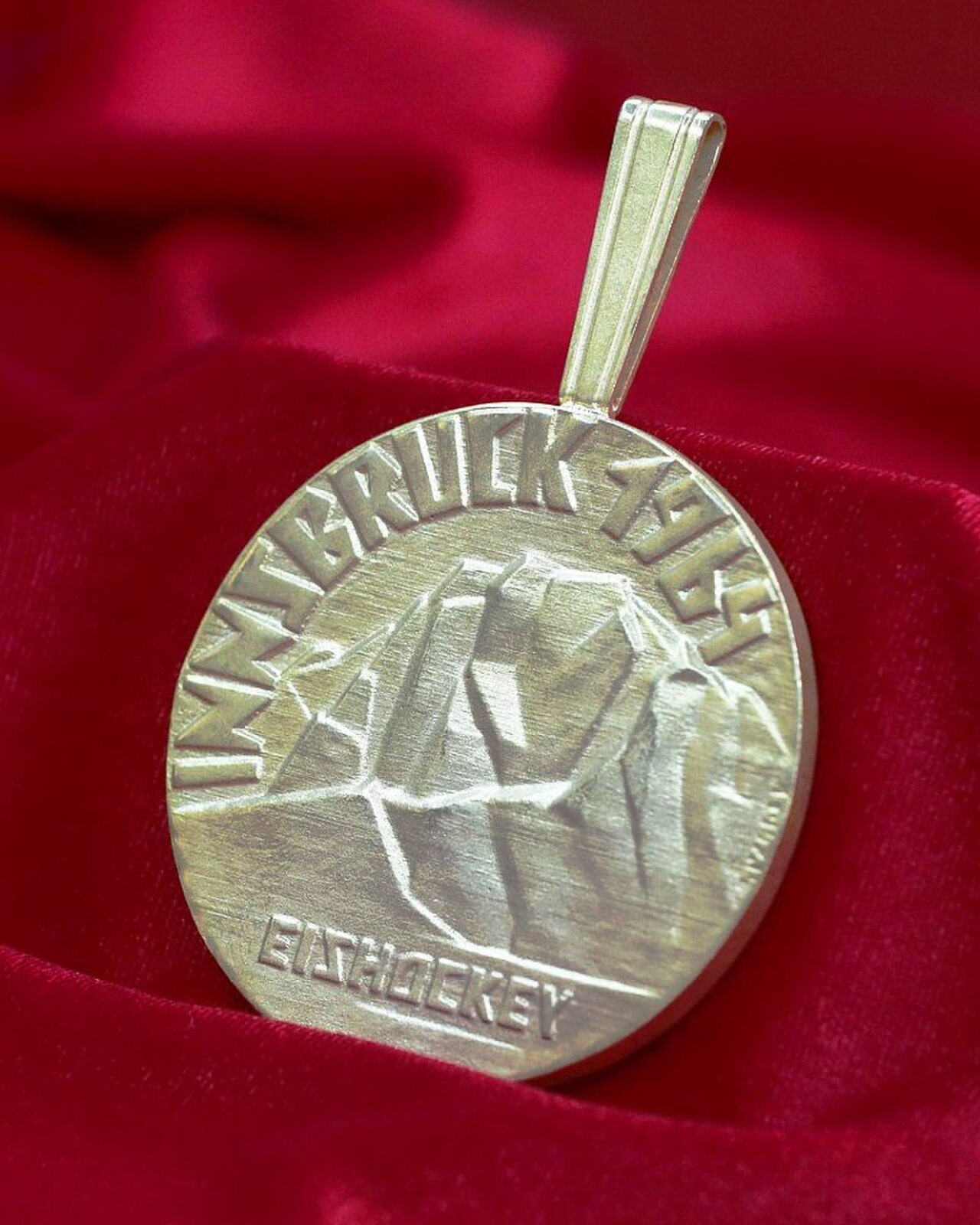 1964 Winter Olympics gold medal (Ice hockey)