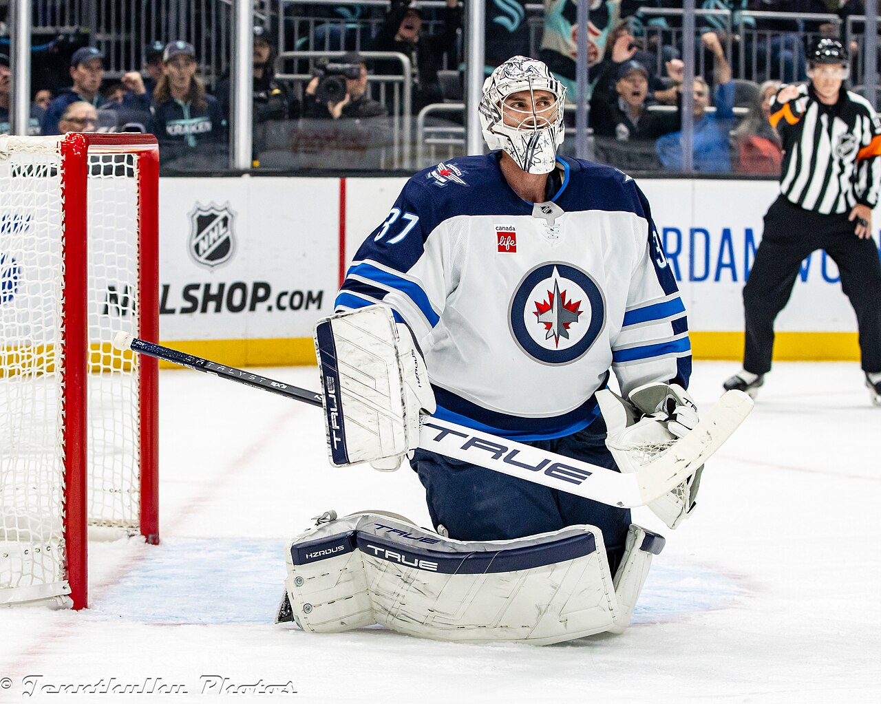 Connor Hellebuyck during a game against the Seattle Kraken in 2024